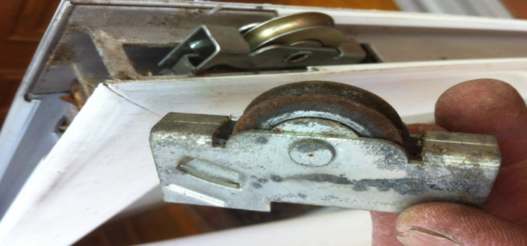 screen door roller repair in Oceanside